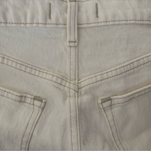 NWT Abercrombie Curve Love High Rise 90s Relaxed Cutoff Short Size 29/8 Cream - Picture 10 of 10